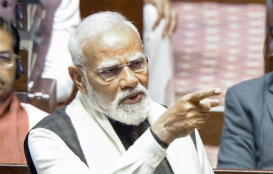 ‘Chori unka Pushtaini Dhandha’: PM Modi accuses Congress of stealing Gandhi’s surname