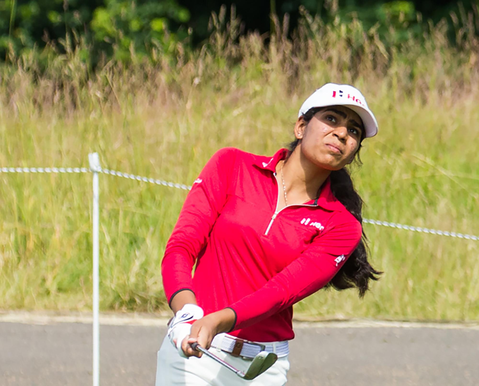 Diksha Dagar scripts a late recovery to finish in Top-10 at London golf