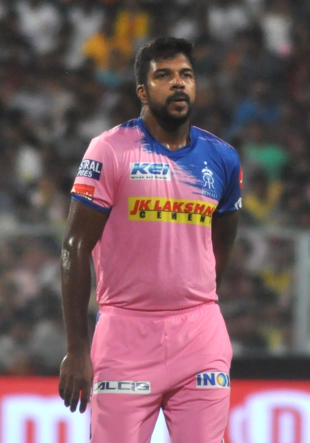 Under-19 years never come back, they should simply be themselves, says Varun Aaron