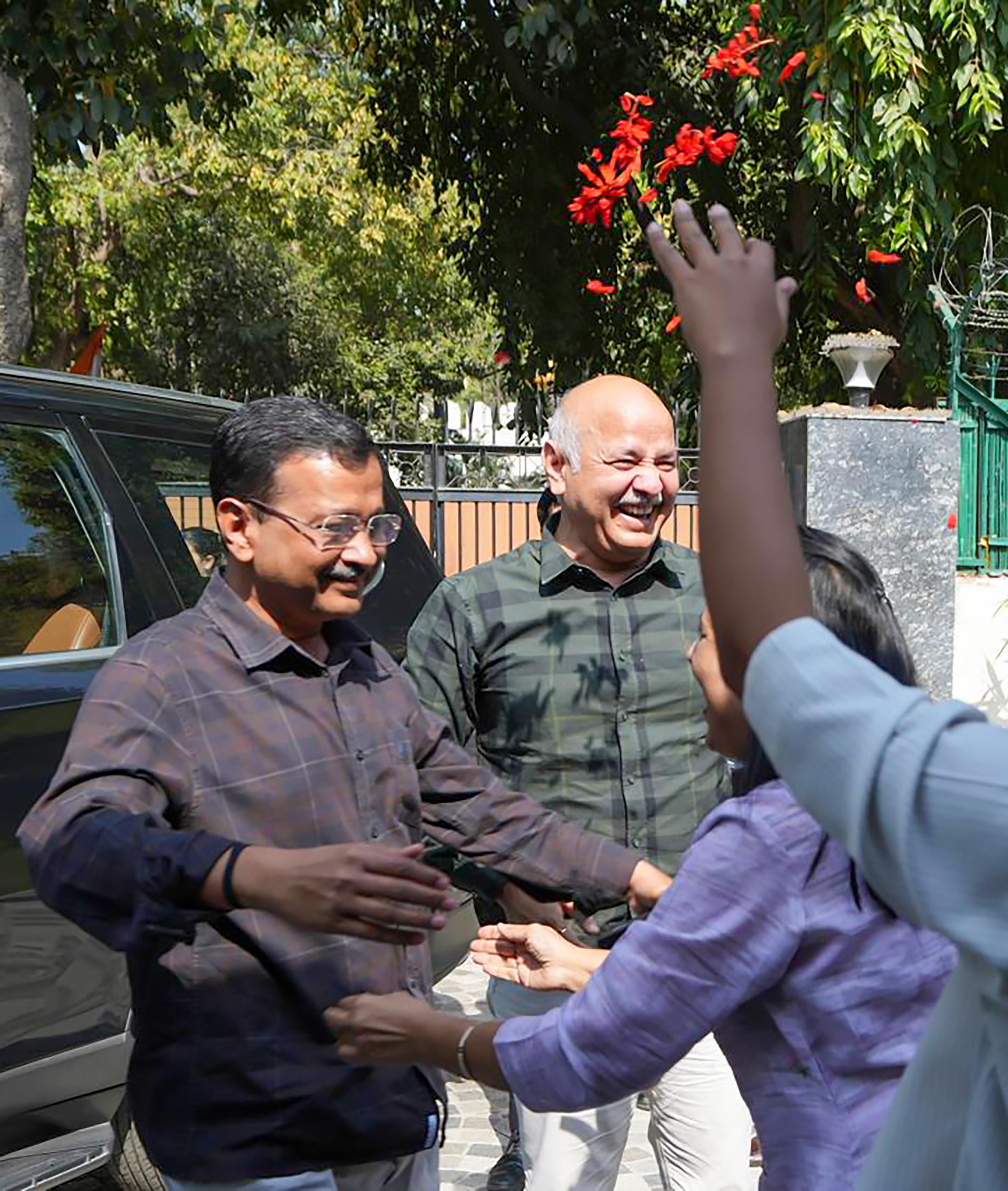 After Delhi court's relief to AAP leaders in excise case, CM Vijayan likely to meet Kejriwal