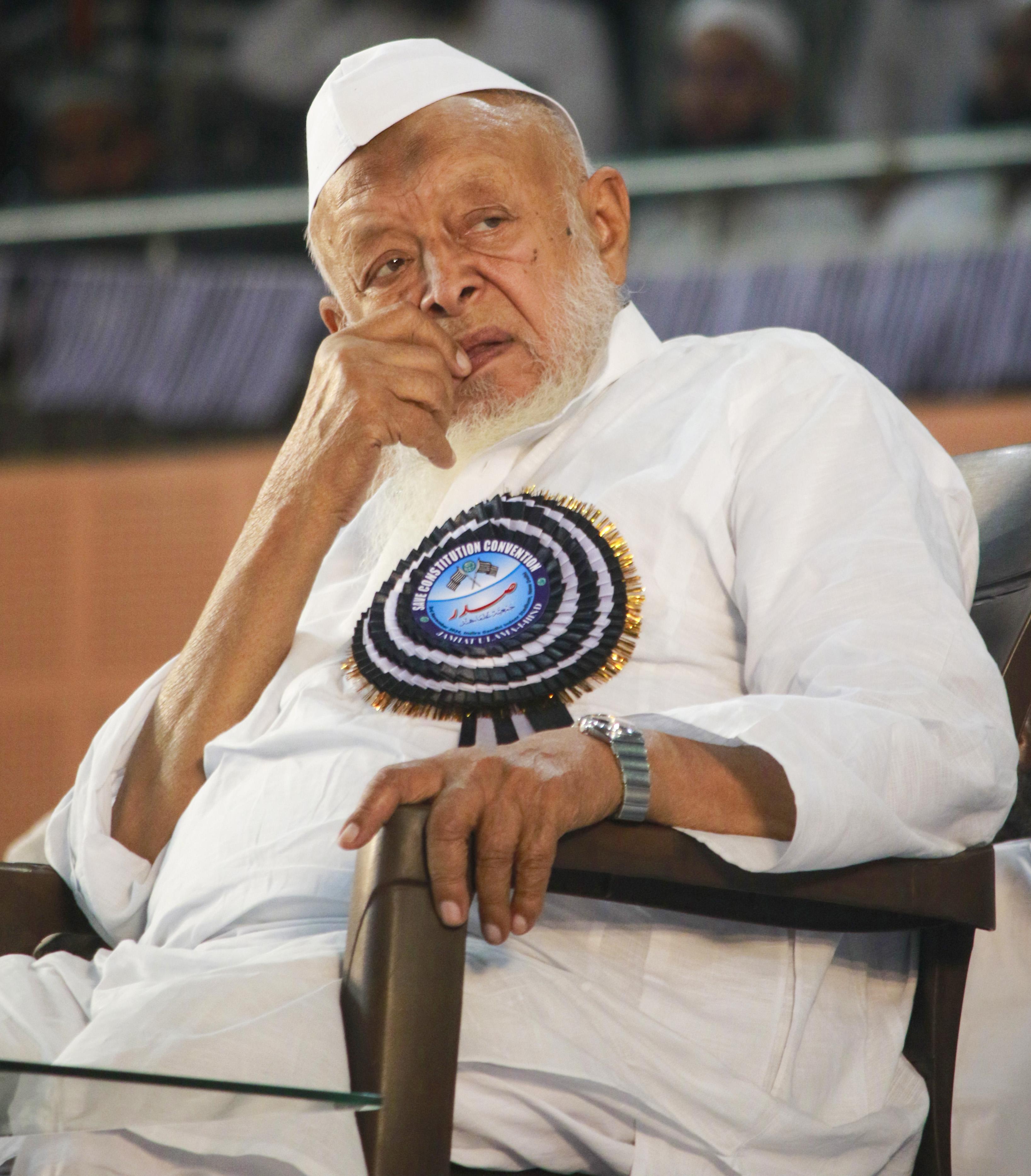 Will accept death, but never accept 'shirk': Arshad Madani on Vande Mataram