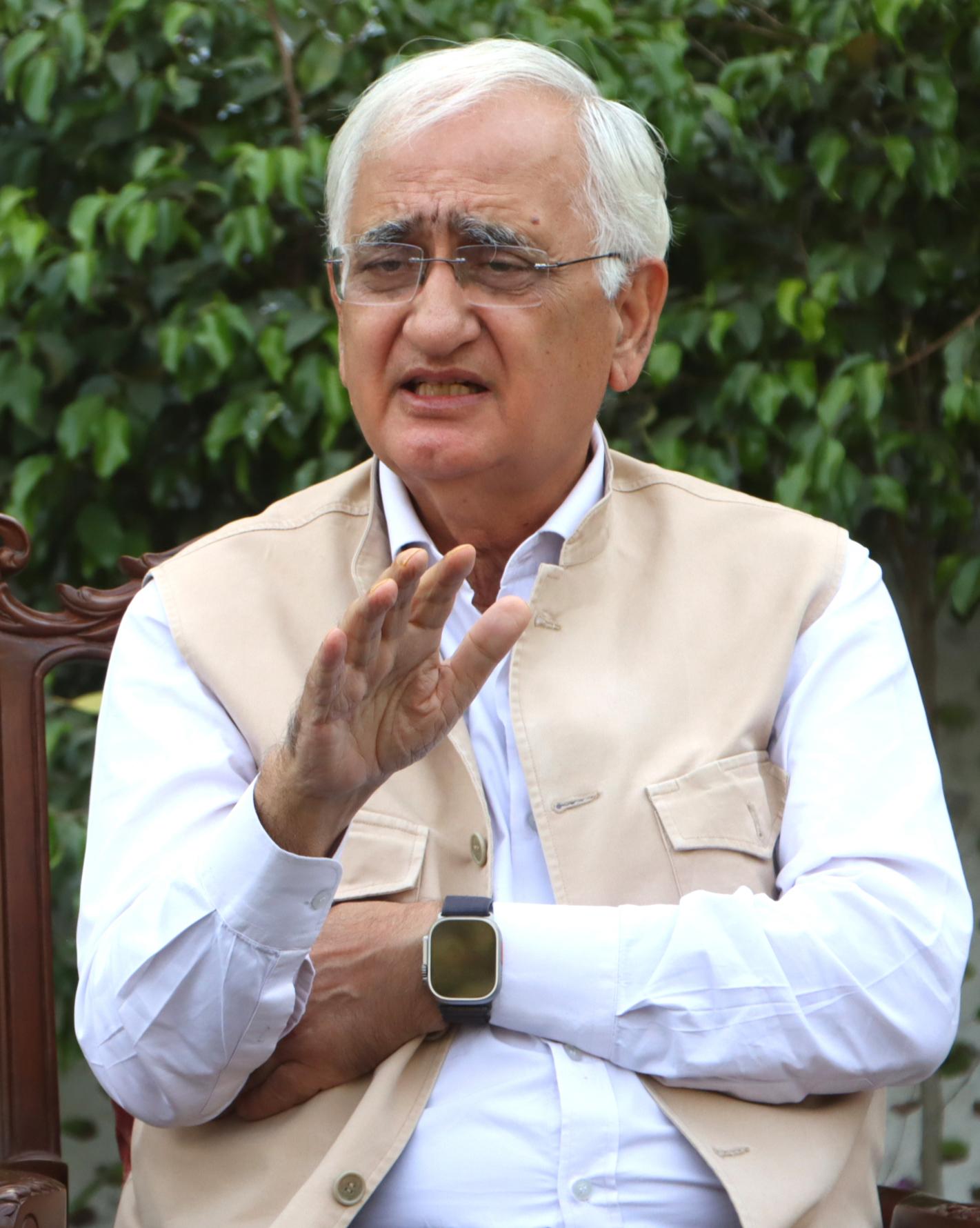 I don’t live in Kashmir: Salman Khurshid’s evasive reply on prosperity after row over Article 370 remarks
