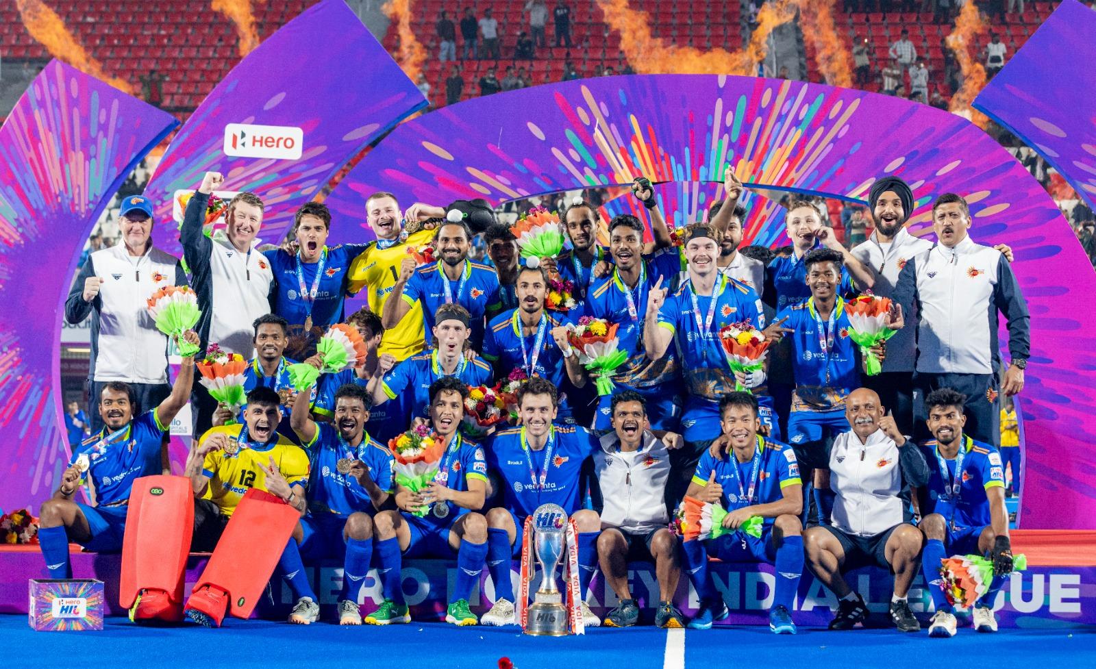 'It reflects everything the group committed to over the season,’ says head coach Jay Stacy as Kalinga Lancers clinch HIL title