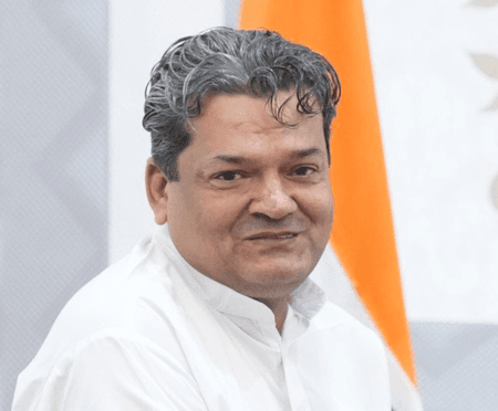 Rajasthan minister inspects state Sampark helpline, assures action on gas supply complaints