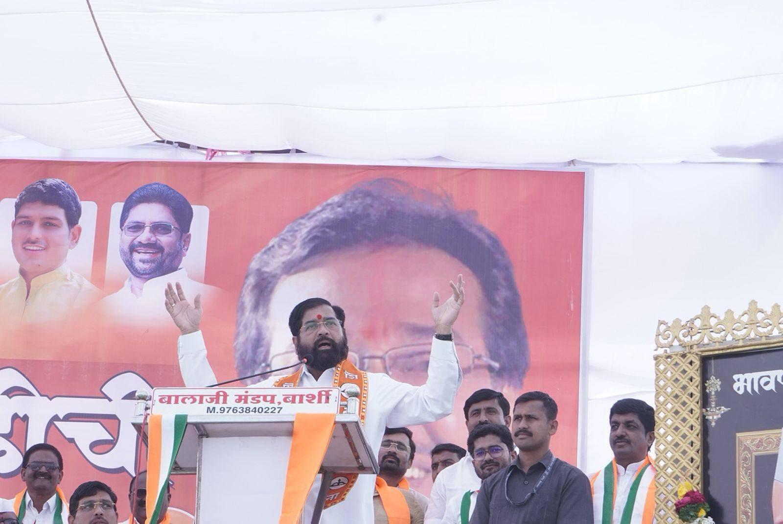 ‘Prepare emergency transportation plan’: Maha Dy CM directs MSRDC