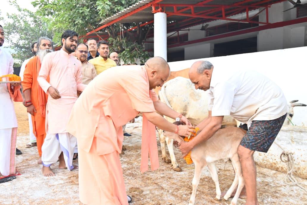 CM Yogi extends Govardhan Puja greetings, performs rituals at Gorakhnath Temple