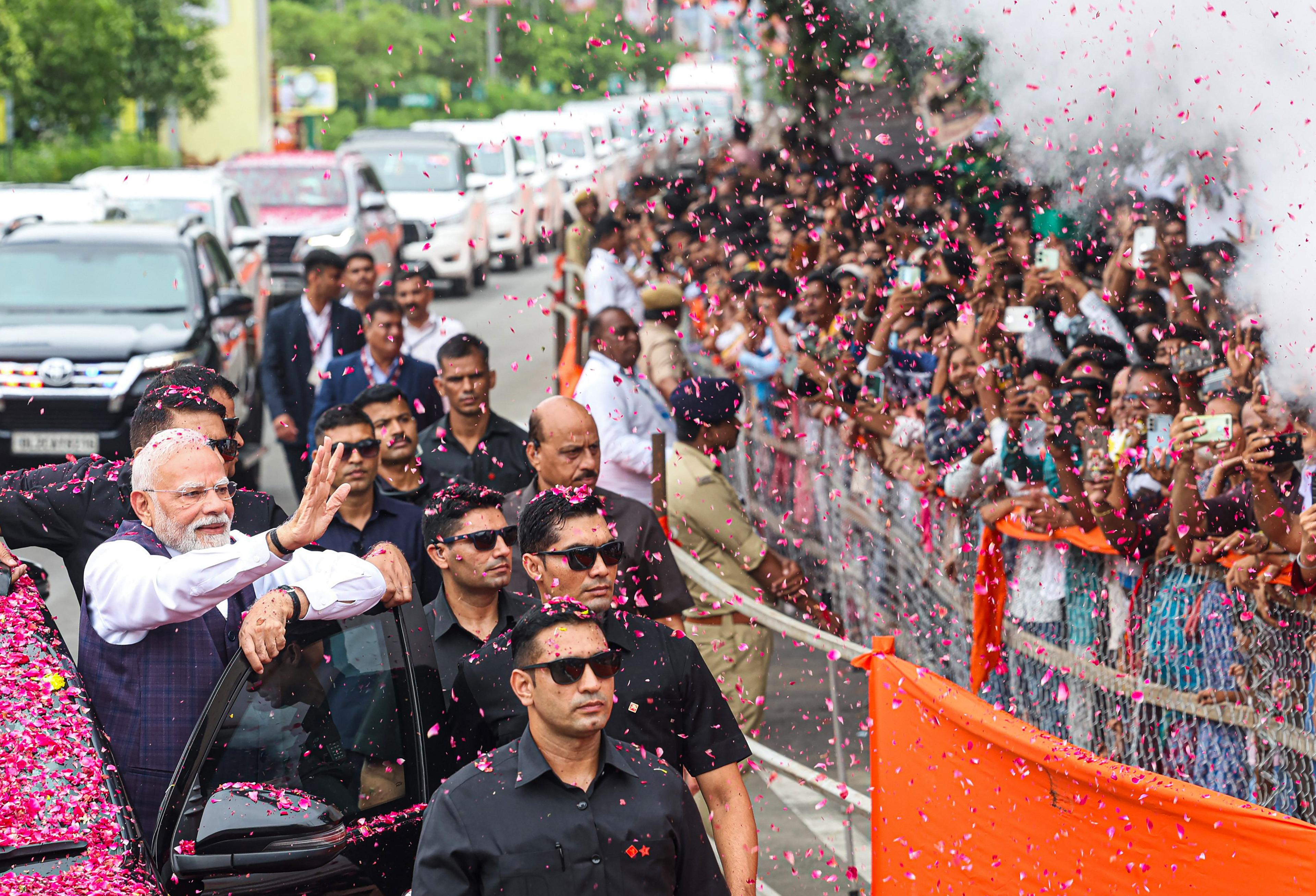 Family’s enthusiasm at Bhavnagar roadshow filled me with new energy: PM Modi after his rally in Gujarat