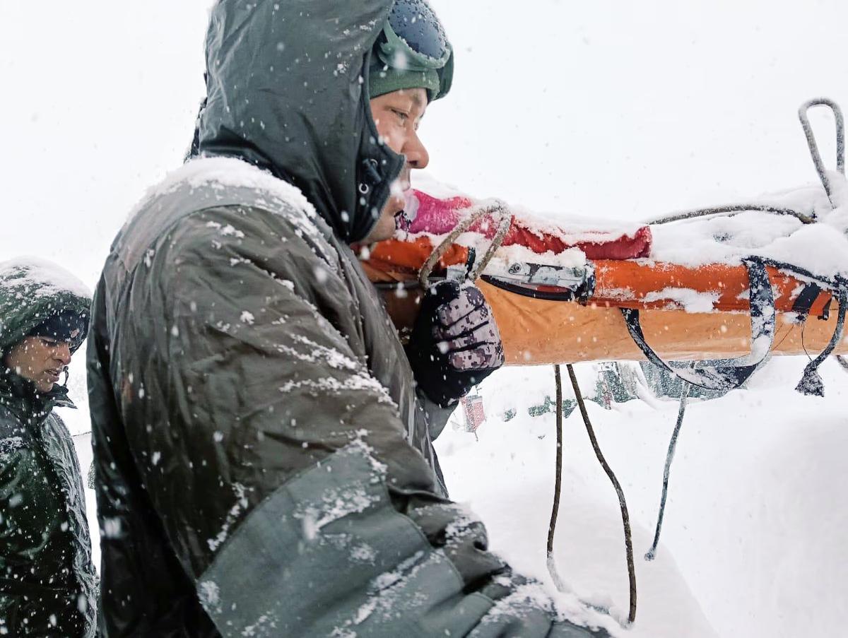 Uttarakhand Badrinath Avalanche Rescue BRO Workers