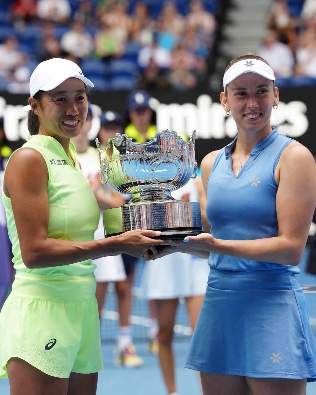 Mertens and Zhang win Australian Open women's doubles title