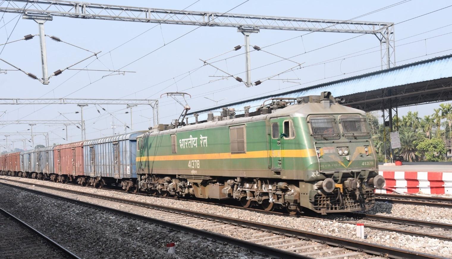 Indian Railways sets new freight record with highest-ever train interchanges on DFC