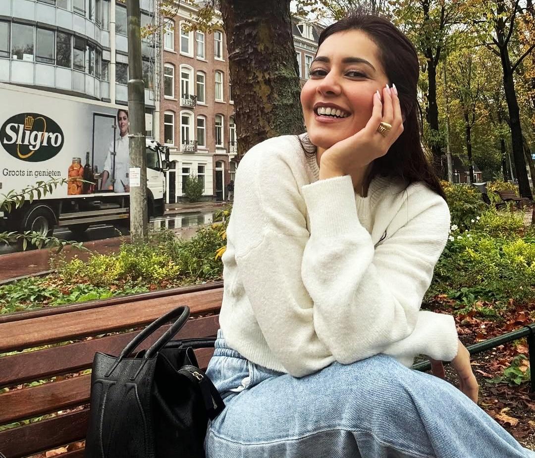 Here’s how Raashii Khanna finds warmth in little sips and city strolls