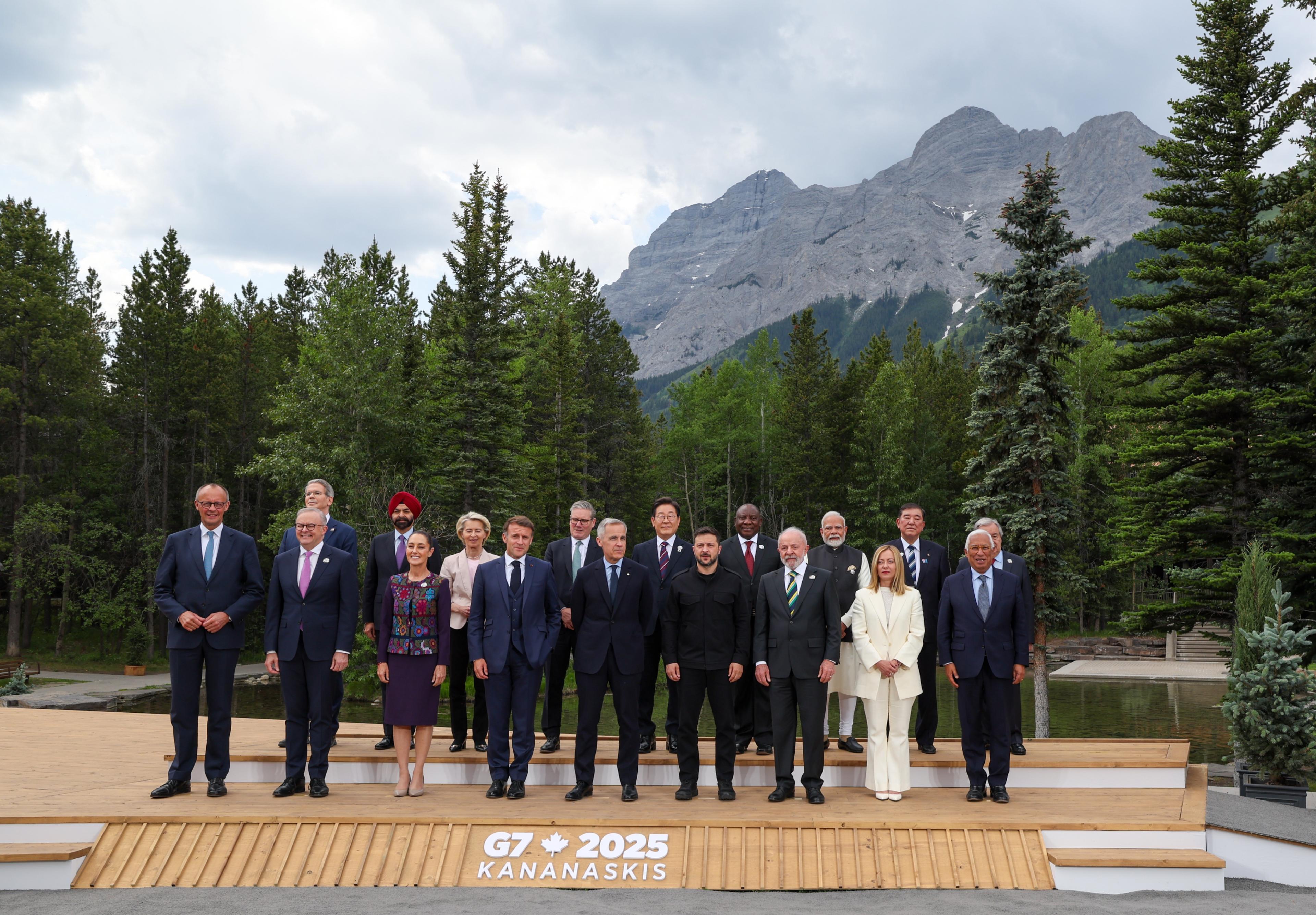 PM Modi, world leaders join for group photo at G7 Summit in Canada's Kananaskis