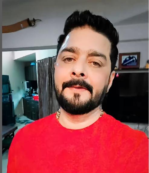 Hindustani Bhau, Sunil Pal, Nikita Rawal mourn the demise of Shefali Jariwala