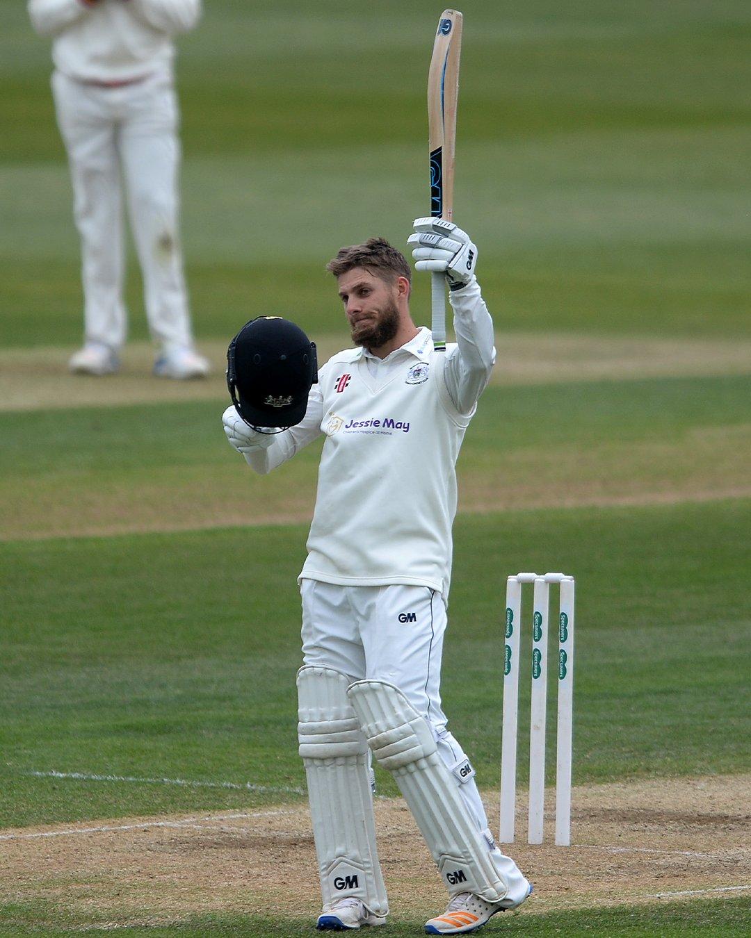 Gloucestershire veteran Chris Dent retires from professional cricket