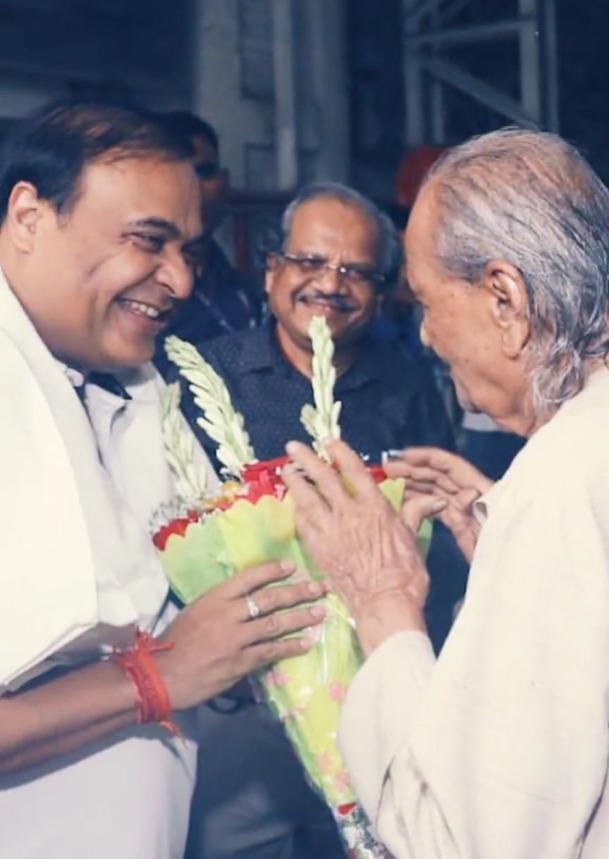 Assam CM condoles death of veteran sculptor Ram Sutar