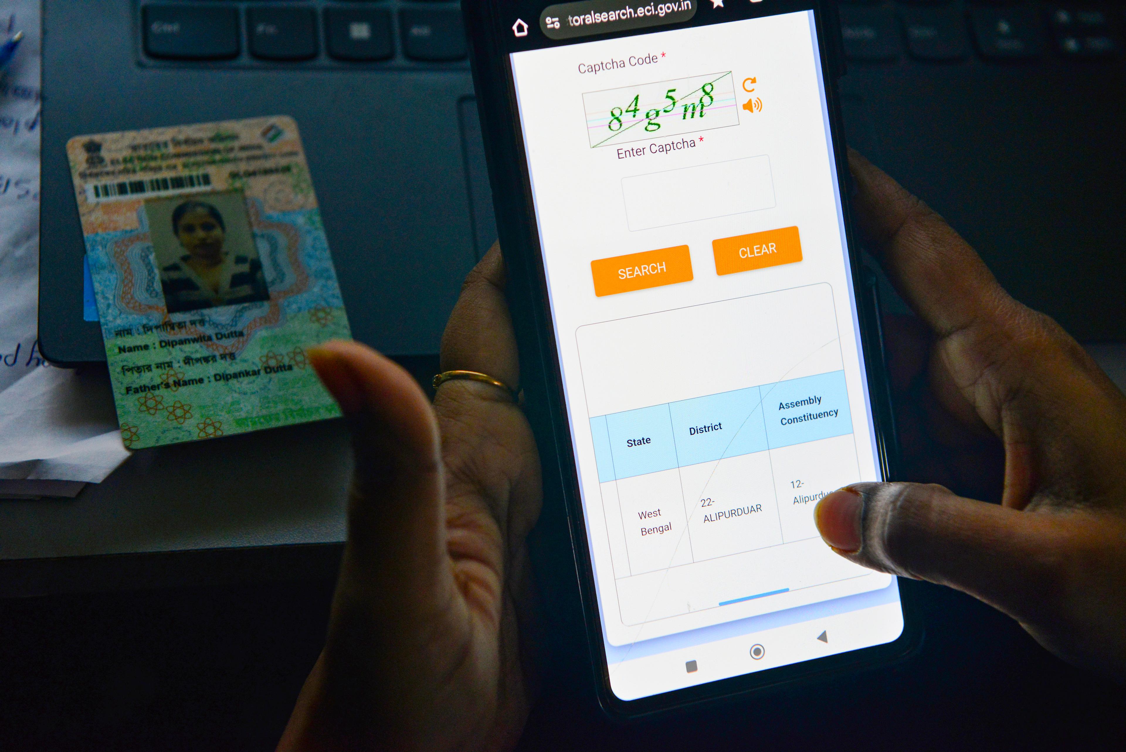 Draft electoral roll in West Bengal invalidates political narratives over SIR