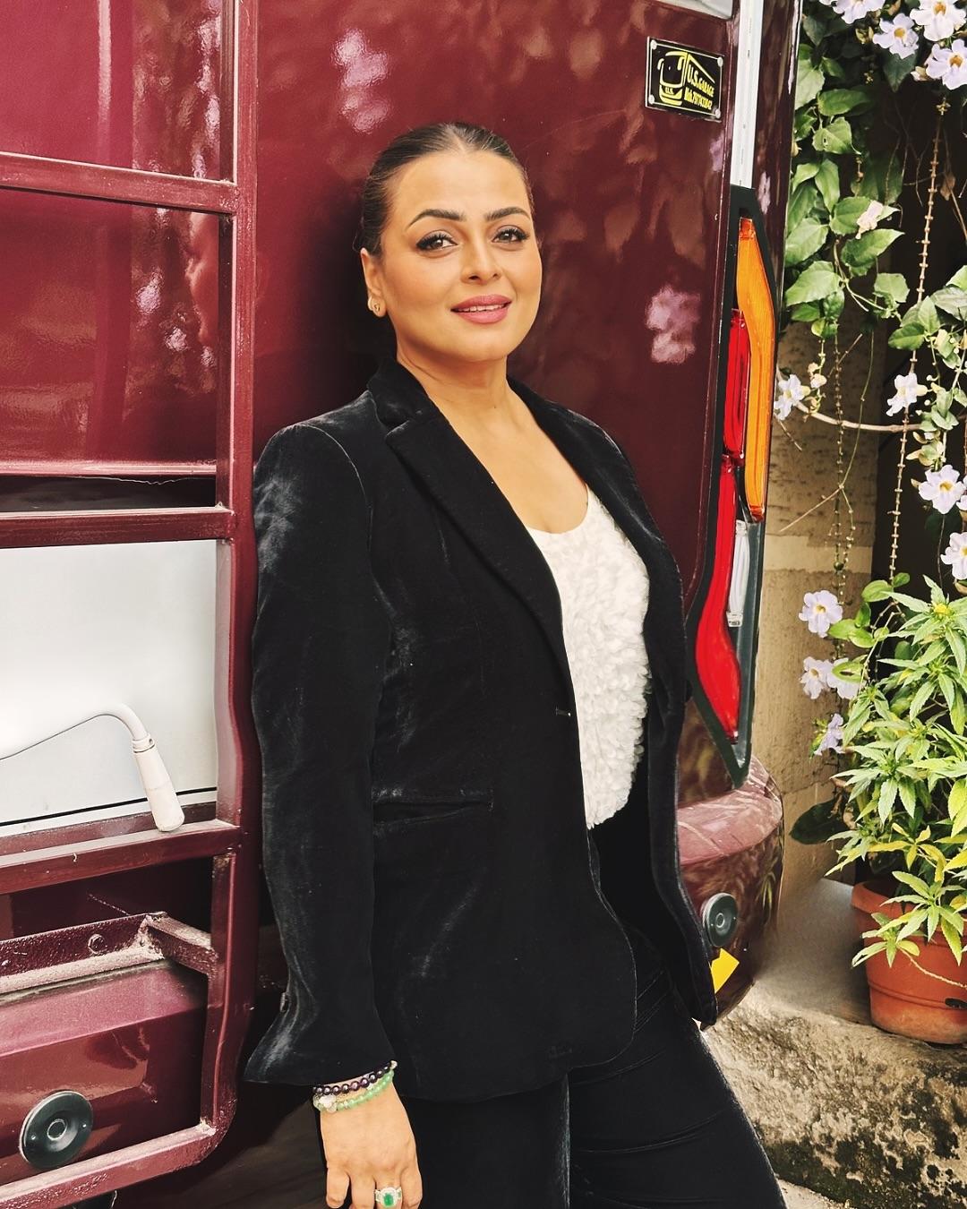 Shilpa Shirodkar returns to ‘Bigg Boss Telugu’ stage, calls it ‘full-circle moment’