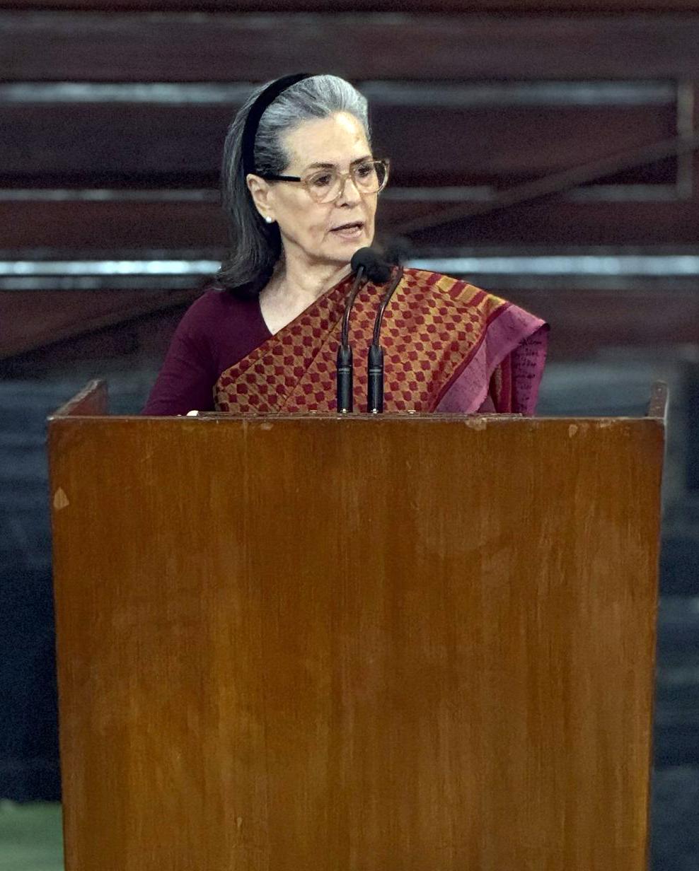 Sonia Gandhi undergoes check-up at Shimla hospital after restlessness