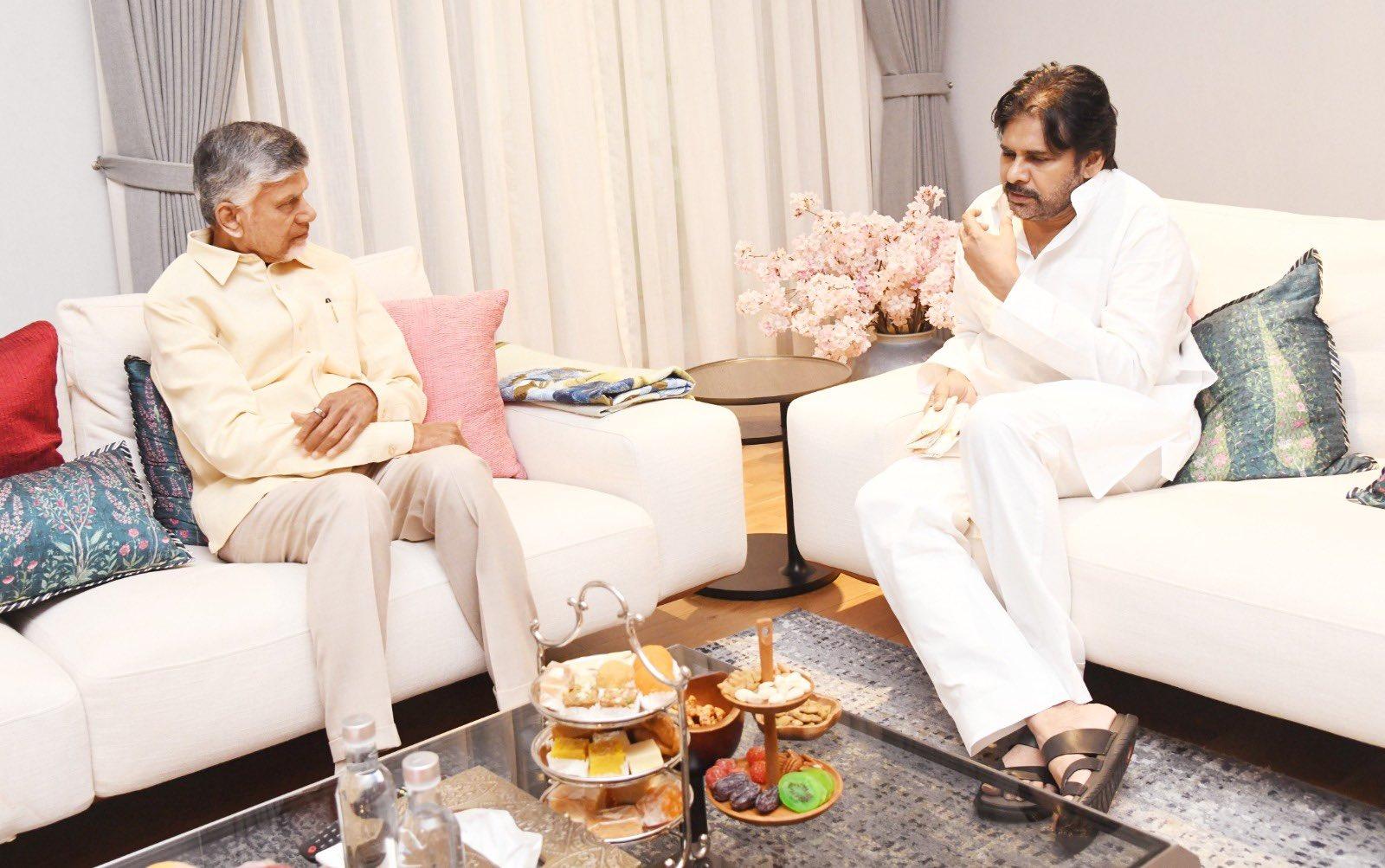CM Chandrababu Naidu, Dy CM Pawan Kalyan discuss latest political situation