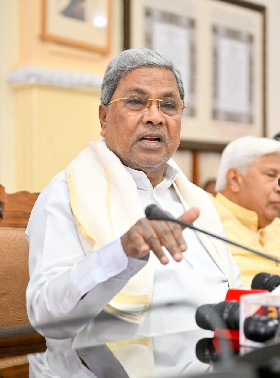 K'taka Cabinet decides to conduct fresh caste census survey, seek Backward Classes panel's opinion: Siddaramaiah