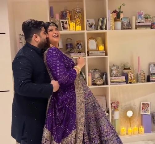 Anshula Kapoor and Rohan Thakkar recreate SRK-Kajol’s romantic scene from ‘Kuch Kuch Hota Hai’