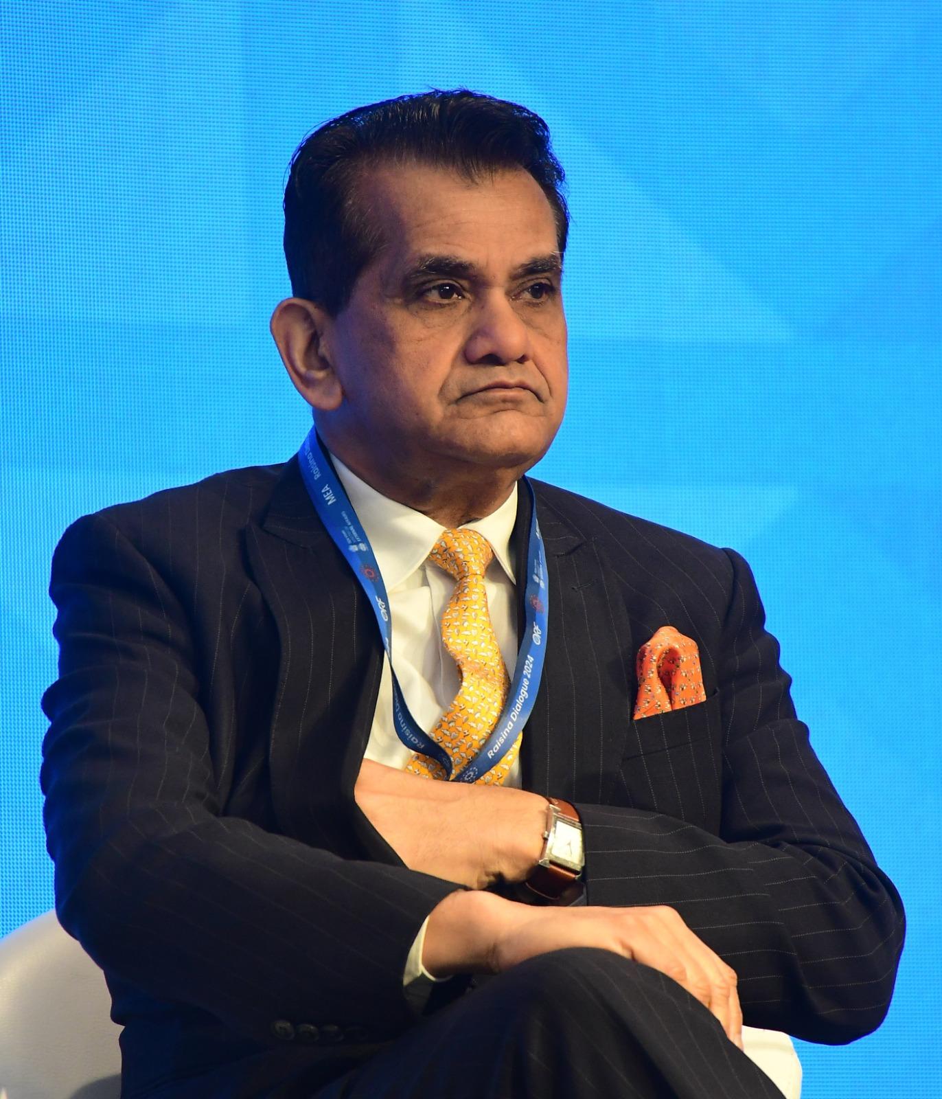Amitabh Kant visits IIM Sambalpur, emphasises its role in powering India's growth