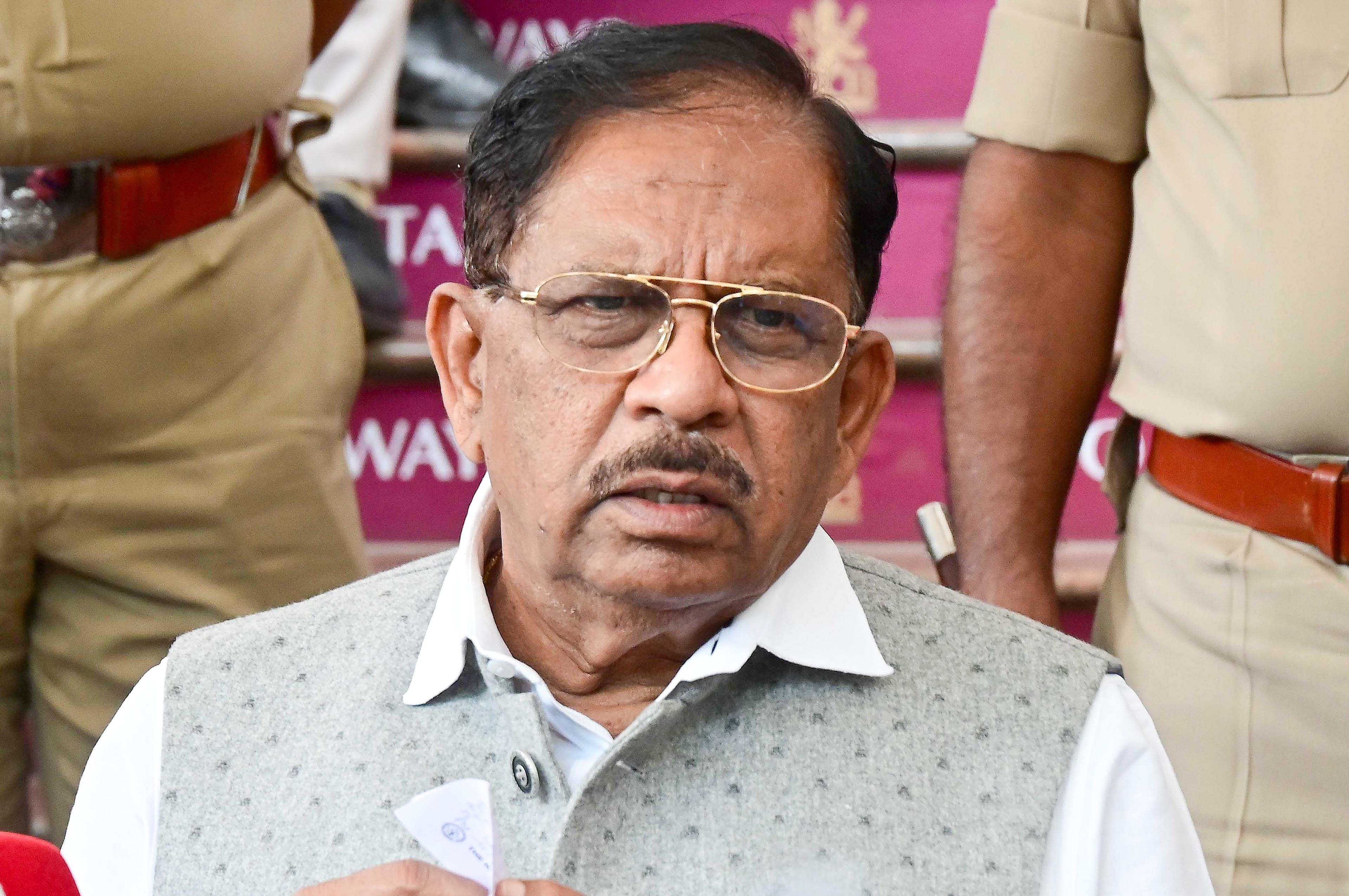 Won't run away like a coward: K'taka Home Minister Parameshwara on stampede row
