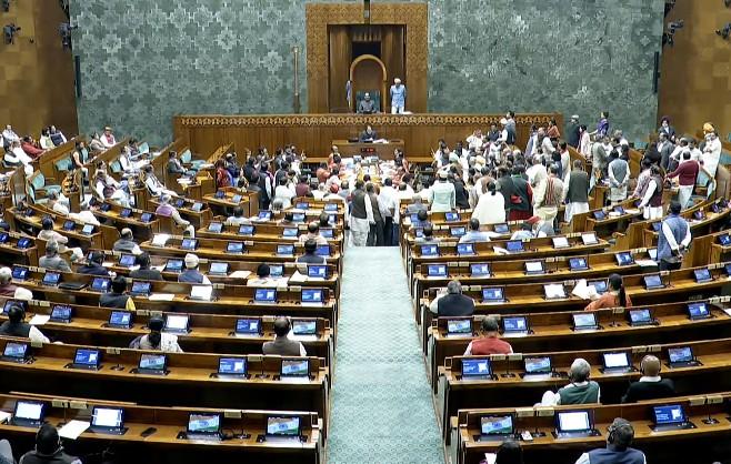 'There should be dignity, decorum': LS Speaker to Oppn amid massive sloganeering over SIR