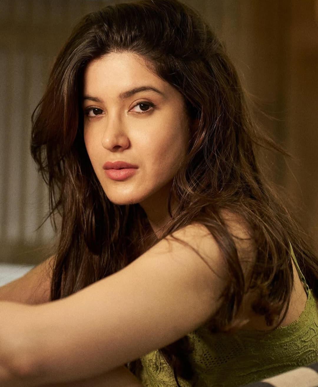 Shanaya Kapoor shares a glimpse from the first day of workshop for ‘Aankhon Ki Gustaakhiyan’