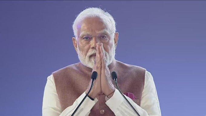 PM Modi urges top global aviation firms to Make & Design in India