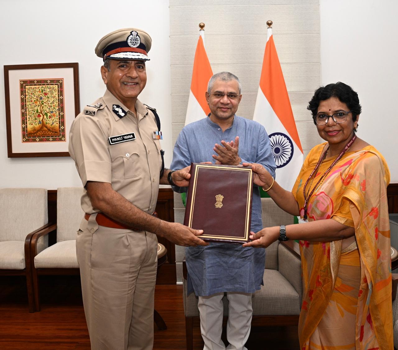 Joint initiative: NCW and RPF sign MoU on World Day Against Human Trafficking