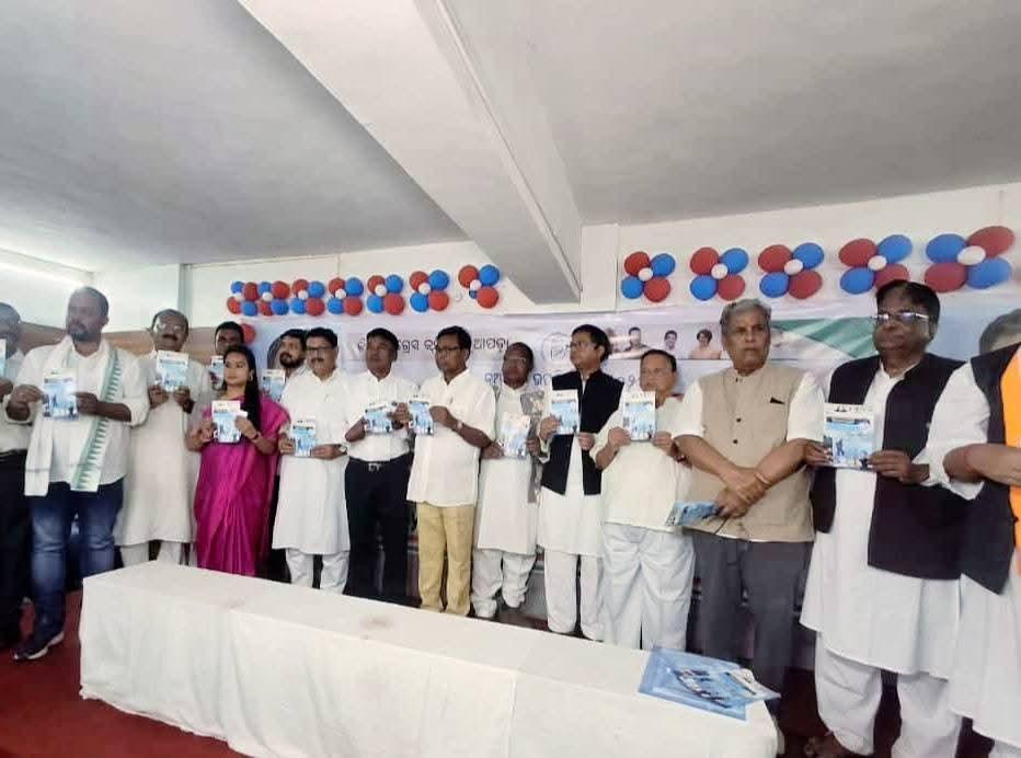 Odisha Congress releases manifesto for Nuapada Bypoll; promises to tackle migrant labour issue