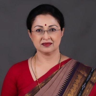 Not a part of CBFC, clarifies Gautami to fan who asks why there's a delay in issuing U/A certificate to 'Jana Nayagan'