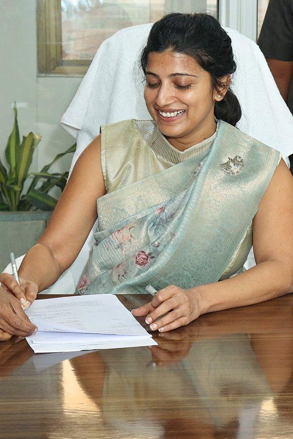 HC stays CAT order on IAS officer’s allotment to Telangana