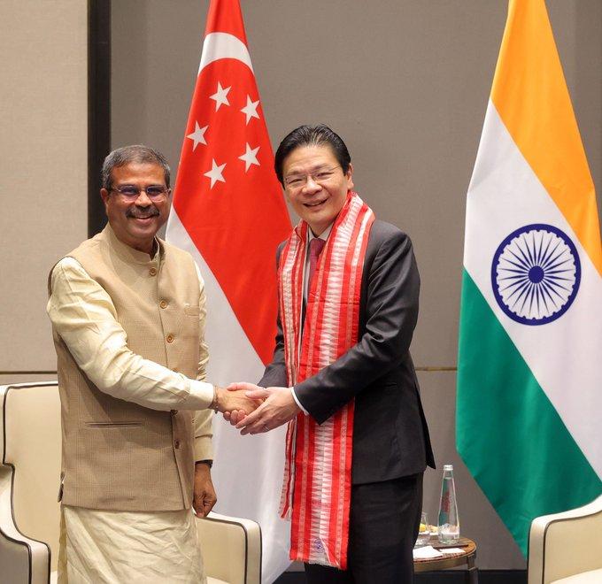 Singapore PM bats for boosting education and skill development cooperation with India