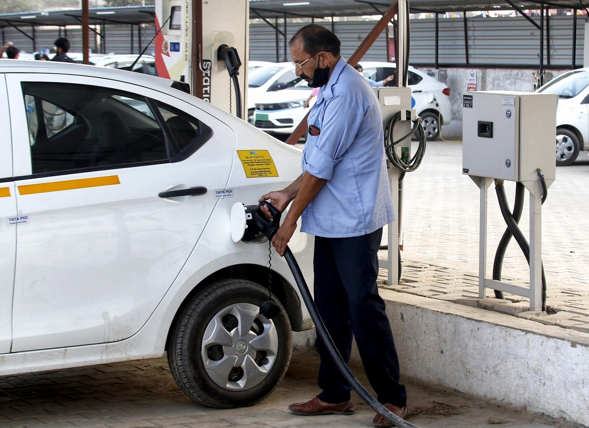 4,557 EV public charging stations installed on highways and expressways: Nitin Gadkari