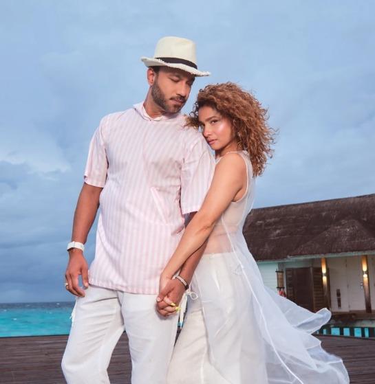 Ankita Lokhande & Vicky Jain on the 'Namak in their relationship during Laughter Chef 2