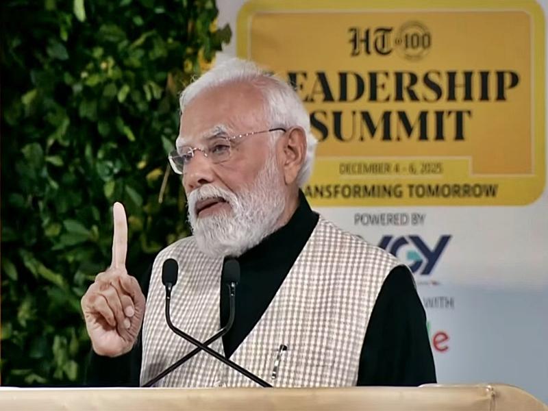 PM Modi calls for end to 'slavery mindset', stresses trust-based governance