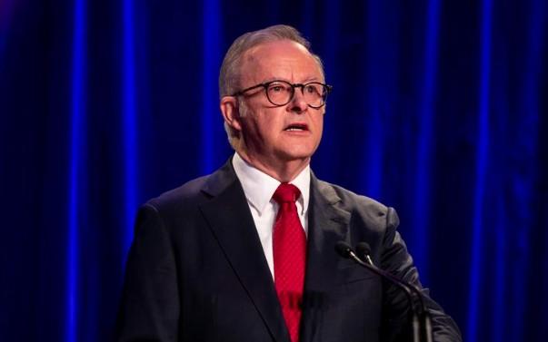 Australian govt to underwrite fuel imports