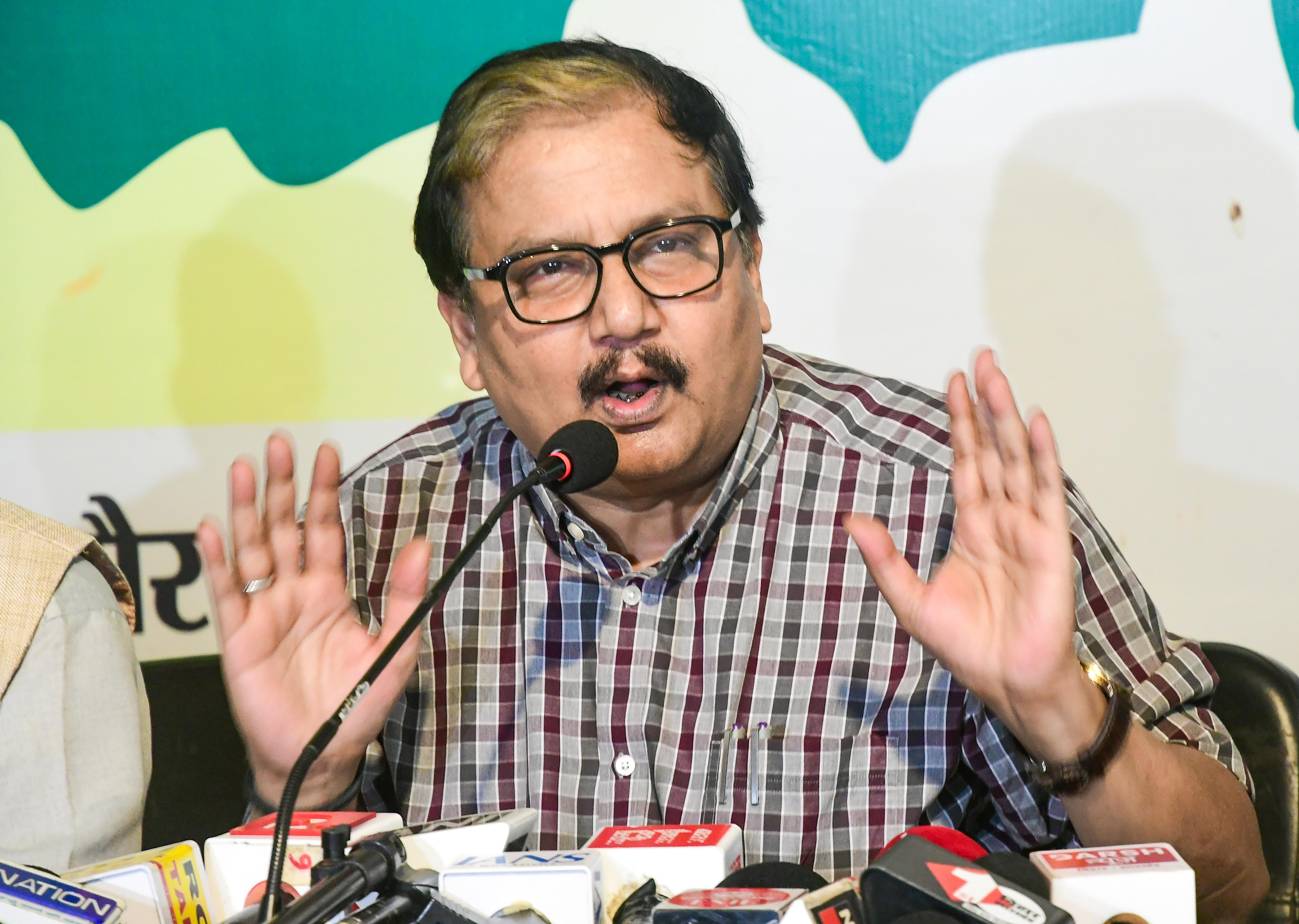 RJD's Manoj Jha writes to PM Modi seeking protection of gig workers’ rights