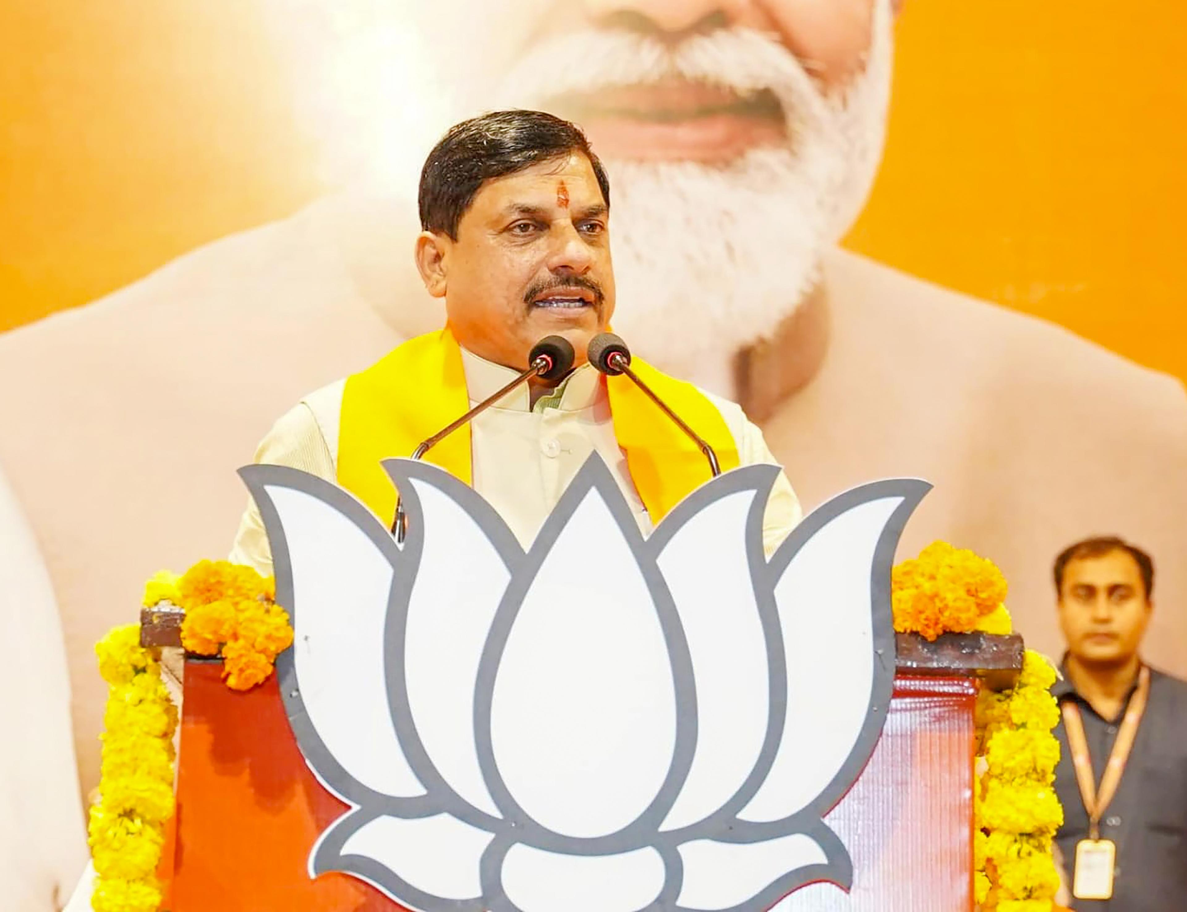 Hot-air balloon mishap averted mid-ride, CM Mohan Yadav safe