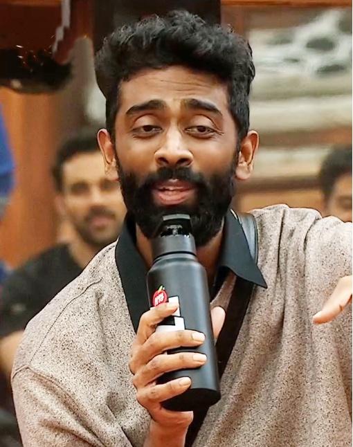 ‘Bigg Boss 19’: Pranit More roasts Farrhana Bhatt, Shehbaz Badeshah