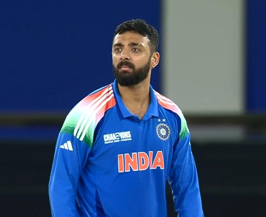 Varun Chakravathy remains No. 3 T20I bowler; England's Rashid rises to second