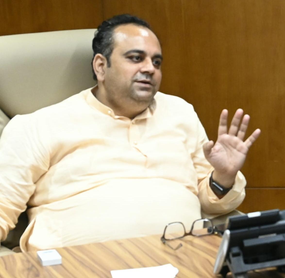 Delhi Transport Minister aims to streamline DTC bus service, focus on punctuality