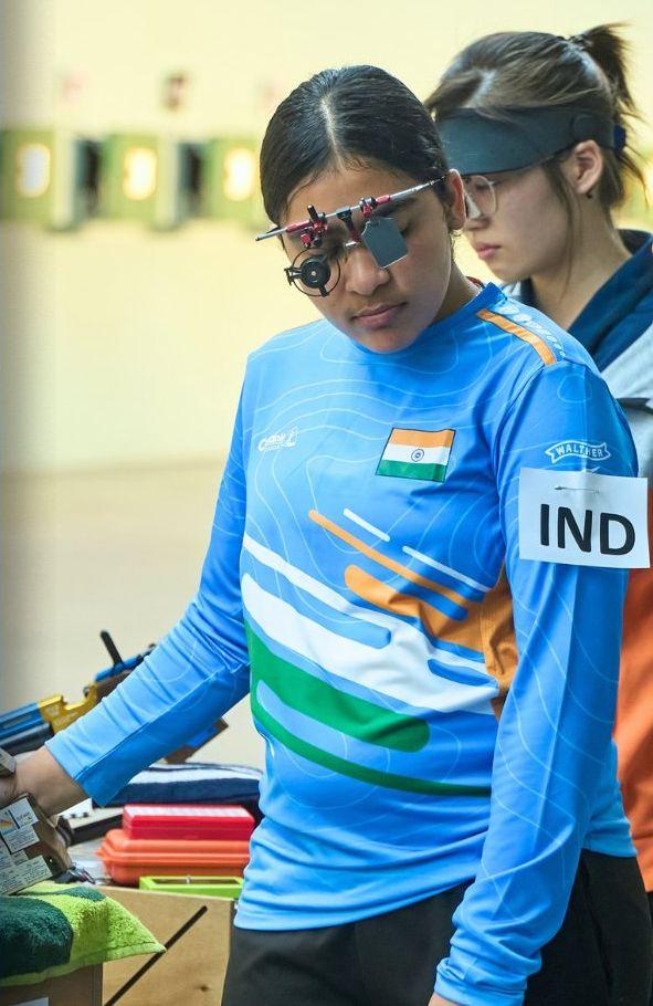 Shooting World Cup: Suruchi enters 10m Air Pistol final; Manu misses out