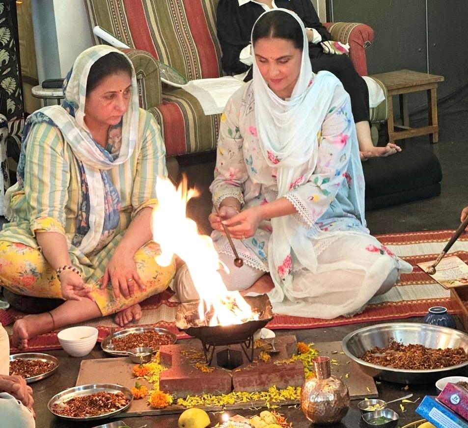 Lara Dutta marks 25 years of winning Miss Universe with a puja