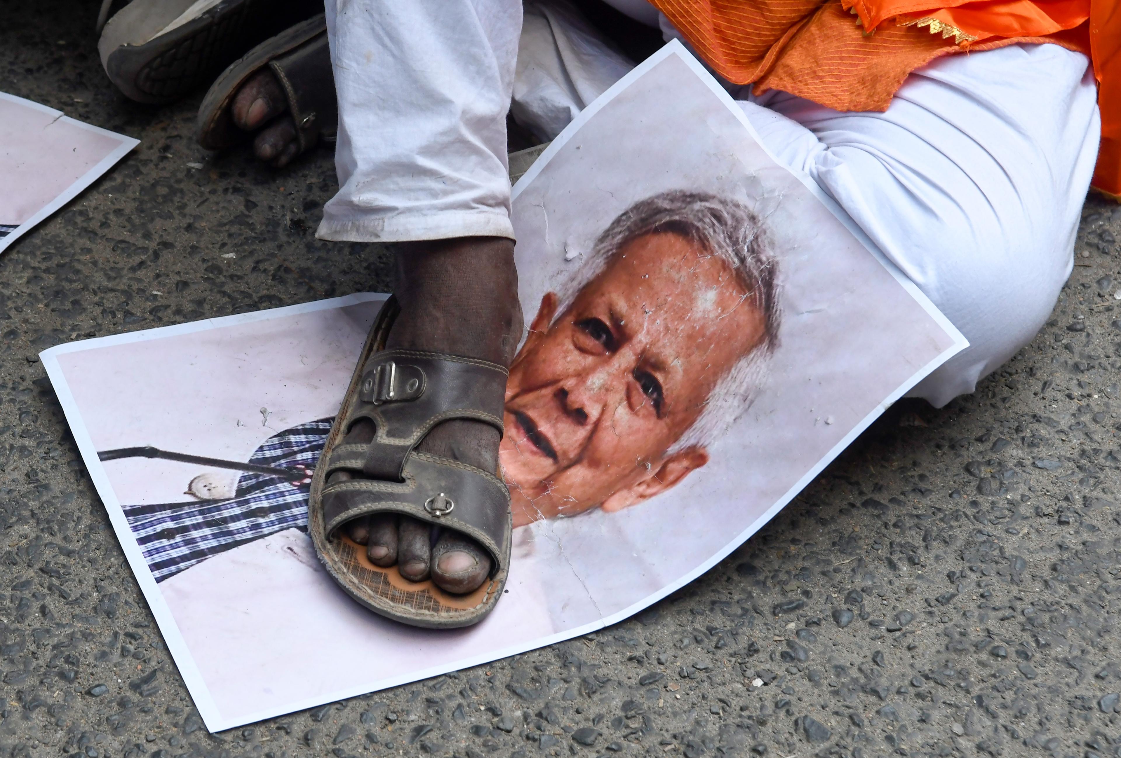 Yunus regime in Bangladesh heavily influenced by extremist radical groups: Report