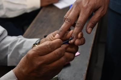 Amid allegations, Punjab sees 48 pc voting for local body poll (Lead)