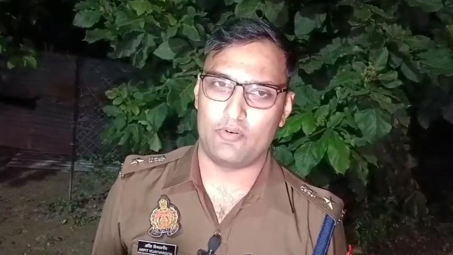 Six killed in car-truck collision in UP's Barabanki