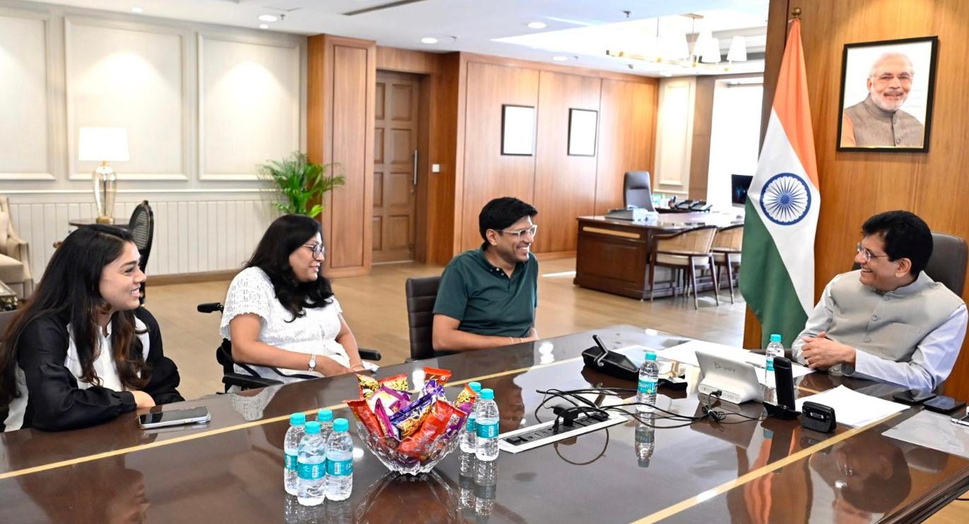 India can become a global manufacturing, export hub for eyewear: Piyush Goyal